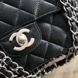 Meet your Posher, Vicky